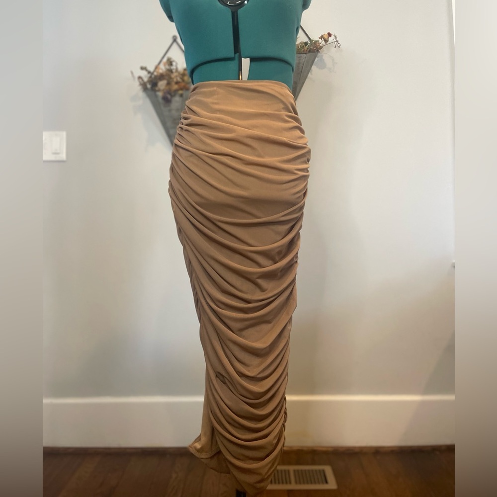 PrettyLittleThing Tan Ruched Maxi Pencil Skirt